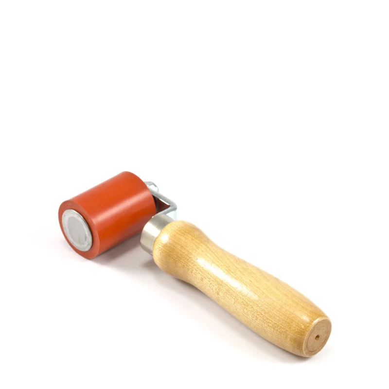40mm széles szilikon nyomógörgő, ideális EPDM és PVC membránok ragasztásához.